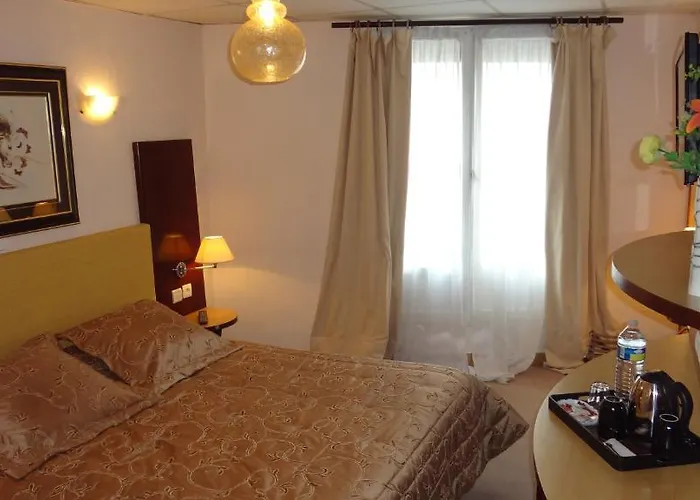 Monnier 2* Aulnay-sous-Bois