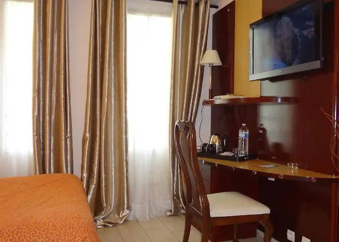 Monnier Hotel Aulnay-sous-Bois